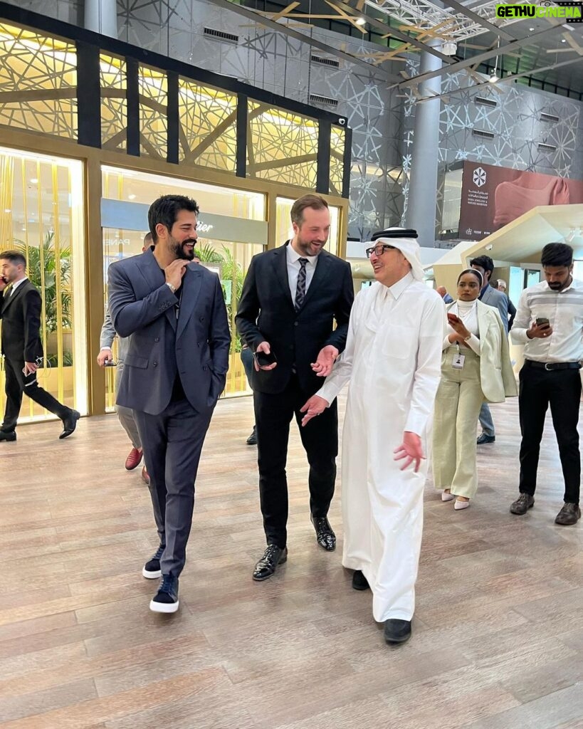 Burak Özçivit Instagram - It is an honor to be granted as an brand ambassador for the prestigious Ali Bin Ali Holdings. Looking forward to the future endeavors. @alibinali_luxury @adelalibinali @nabeelalibinali 🇶🇦🇹🇷 #qatar #doha