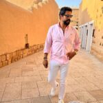 Burak Özçivit Instagram – @turkialalshik 🕌 #suudiarabia🇸🇦 #riyadh_season  @brooksbrothers.turkey