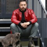 Burak Sarımola Instagram - Hissetmeli insan!!! Cekiyor hemde efsane cekiyor cok iyi yapiyor bu isi @eceo 🤘🥰 @tumay.ozokur @tumayozokurofficial @handekaramanogullar #actor #acting