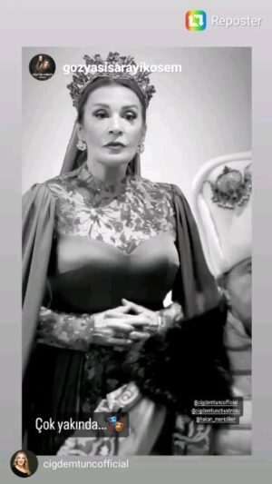 Çiğdem Tunç Instagram - Pek yakında..
@aliesitmez ile afiş fotğraf çalışması
Kösem kostüm @forcostume.ozlemsonmez Sultan Ahmed kostüm @timsproductions @hakan_mericliler 
@kostakortidis
@aliesitmez
@cigdemtunctiyatrosu 
#gözyaşısarayıkösem 
Video Credit @atahanbasman 
@studyosuleyman1970