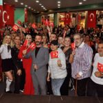 Çiğdem Tunç Instagram - Cumhuriyetimizin coşkusu çok kıymetlidir.. Dünya dursa kutlanacaktır ilelebet... Rings Avm