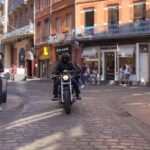 Élodie Ortisset Instagram - #Scroll La journée d’une fille banale ! Est-ce que tu kiffes ?! (•••) Une Harley. Du café. Du rire et des canons... Meilleurs qu’un Airways #MAVVVVIIIIIE Pour celles et ceux qui l’auraient loupé !!! Vous êtes beaux les asticots ! #ParolesdeCEO ••••• #Ceo #offset #agency #agencylifestyle #humour #France #fun #postoftheday #France #worldwide #photography #photooftheday #colorful #love #passion #teaser #funday #life #entrepreneur #entrepreneurlifestyle #infleuceur #influencer #toulouse #stgeorges #woman #women #entreprenership Toulouse, France