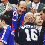 Élodie Ortisset Instagram - 1998 le baiser ⚽️ Cette image, l’émotion et 3 buts ! 20 ans après, ils nous font encore rêver. La France finaliste 🇫🇷 @equipedefrance •••• ••• #coupdumonde #equipedefrance #football #petit #barthez #1998 #worldcup2018 #worldcup1998 #france #proudtobefrench #foot #photography #throwback #Goal #flashback #revival #love #socker #instamoment #12juillet1998 #memories #chirac Midi-Pyrenees, France