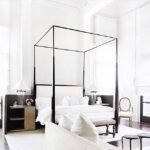 Élodie Ortisset Instagram - 🌬 White Pearl #Bedroom by The lovely @chadjamesgroup ⠀ ••• #Inspo #White #Design #Styling #Catalunya #Bcn #PhotooftheDay Madrid, Spain