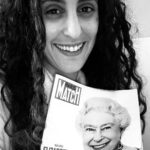Élodie Ortisset Instagram - #Crowne : A chacun son trône 👑 Aujourd’hui je prépare mon interview du jour avec une maestro de la #communication #elizabeth reine d’Angleterre. Et c’est ainsi qu’entre deux #selfie pipi me vain cette #punchline et l’idée de cette photo « A chacun son trône » ! ••••• #godsavethekids #godblessedthequeen #toilettes #crown #funtime #ceo #media #interview #thone #lol #humour