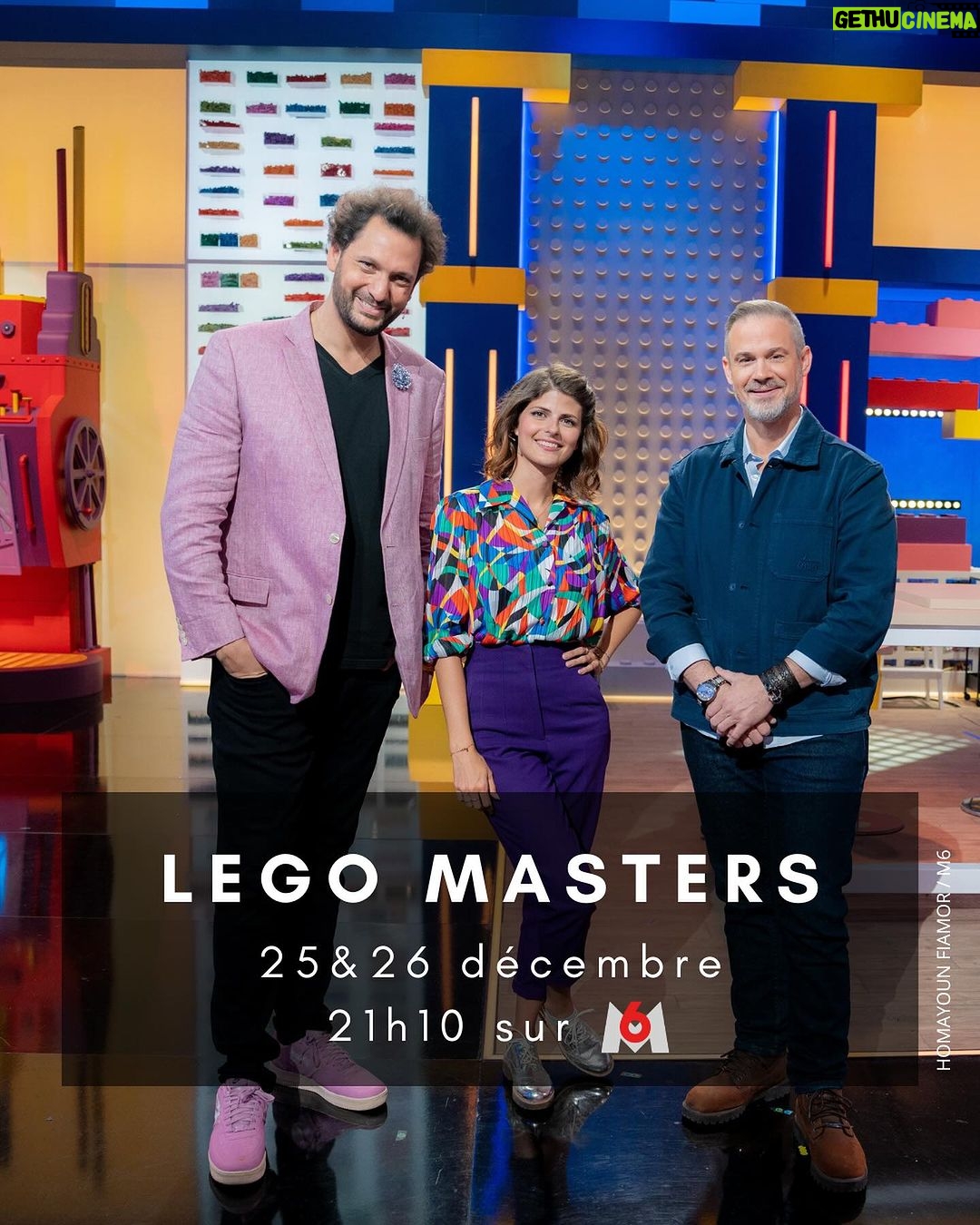 Éric Antoine Instagram - Quoi de mieux que de passer les fêtes ensemble les amis ?! 🎄📺🥳 ⭐️ 22/12 : finale #LFAUIT en direct à 21h10 sur @m6officiel 🧱 25 et 26/12 : Lancement de la nouvelle saison de #LegoMasters sur M6 👊🏼 27/12 : Qui peut nous battre ? ✨ 29/12 : Diffusion de mon dernier spectacle « Grandis un peu ! » à 21h05 sur @w9officiel Passez de belles fêtes les amis ✨ 🥰