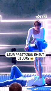Éric Antoine Instagram - « Je trouve ça merveilleux » 🥰 Le jury est touché par l’amour que dégage ce couple et par leur remarquable performance en acroyoga ! #LFAUIT @acroyogadana