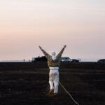 Ólafur Arnalds Instagram - Sometimes things take exactly the time they need to take… Back in 2017, we started conversations with @cerclemusic about doing a show together. They even came over to Iceland in 2018 to look at some locations. Despite my impatience and the many plans that did not work out, I am glad this took 5 years to pull together, because it finally led us to this perfect moment beneath the incredible mountain of Hafursey, where hard work, creative flow and – to be honest – pure luck came together in some kind of a beautiful dream. Thank you to my incredible band for braving the cold and giving this everything, to my sound technicians Terry and Jonny for somehow making us sound good in the wind, to @covert.productions, @braceproductions & @luxorice for their hard work and immense respect for the environment, to my management team Árni, Sven and Hildur, and my label @mercurykx, who spent months working on making this a reality and of course Cercle for their trust in me and the process. This was an experience like no other. Photos by @ellithor (1, 2, 3, 5, 6) & @tridard.daw (4)