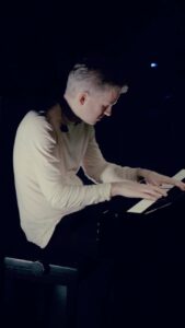 Ólafur Arnalds Instagram - This version of We Contain Multitudes has been the last song of our set for most of the ‘some kind of peace’ tour. And now the last few shows are coming up in two weeks time, in Spain and Portugal. See you all soon. Find the full video and tickets in the bio. 🇪🇸  10.12.22 Barcelona, Auditori Forum 🇪🇸  12.12.22 Bilbao, Teatro Arriaga 🇪🇸  13.12.22 Madrid, Teatro de la Estación 🇵🇹 14.12.22 Porto, Casa da Música 🇵🇹 15.12.22 Lisboa, CCB 🇵🇹 16.12.22 Torres Novas, Teatro Virginia 🇵🇹 17.12.22 Braga, Theatro Circo