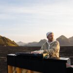 Ólafur Arnalds Instagram - Sometimes things take exactly the time they need to take… Back in 2017, we started conversations with @cerclemusic about doing a show together. They even came over to Iceland in 2018 to look at some locations. Despite my impatience and the many plans that did not work out, I am glad this took 5 years to pull together, because it finally led us to this perfect moment beneath the incredible mountain of Hafursey, where hard work, creative flow and – to be honest – pure luck came together in some kind of a beautiful dream. Thank you to my incredible band for braving the cold and giving this everything, to my sound technicians Terry and Jonny for somehow making us sound good in the wind, to @covert.productions, @braceproductions & @luxorice for their hard work and immense respect for the environment, to my management team Árni, Sven and Hildur, and my label @mercurykx, who spent months working on making this a reality and of course Cercle for their trust in me and the process. This was an experience like no other. Photos by @ellithor (1, 2, 3, 5, 6) & @tridard.daw (4)