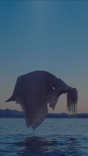 Ólafur Arnalds Instagram - unfold ft. @sohn 

directed by @thorahilmars, camera work by @thorelias 

amazing performance by the talented @brietelfar