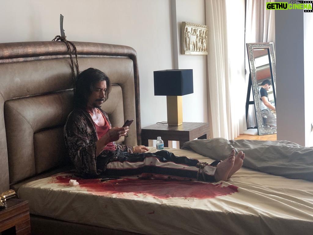 Óscar Jaenada - 7.1K Likes - Días duros? #Rambo #VictorMartinez #LLIBERTAT