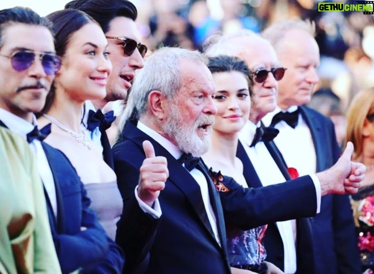 Óscar Jaenada - 5.5K Likes - Cannes #1yearAgo #Quijote @olgakurylenkoofficial @adamdriver @terryvgilliam @__joanaribeiro__ @jonathanPryce @stellanskarsgardofficial #LLIBERTAT