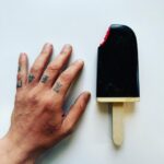 Óscar Jaenada Instagram - New Adquisition by @juanmiguelquinonesgarcia #marmol #Drácula Donostia, Euskal Herria