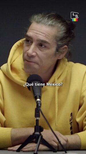 Óscar Jaenada Instagram - ✨ Confirmamos: @ojaenada se ha convertido en el "mexicano" más famoso de España. Desde su icónico 'Cantinflas', hasta su papel como padre de Luis Miguel en el rodaje de la serie de Netflix. Parece que el amor es mutuo 🇲🇽

La entrevista al completo ya está disponible en YouTube y Spotify 🎧📱