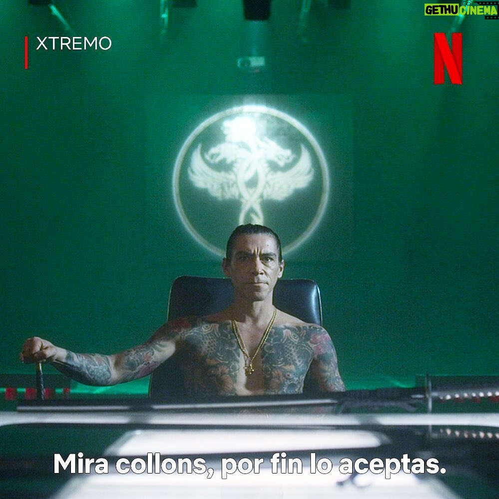 Óscar Jaenada Instagram - Mira collons… #hoyToca @andreubuenafuente by @latemotivcero on @movistarplus #XTREMO #Lucero #on @netflixes @netflix @netflixlat @netflixit @… #LLIBERTAT Barcelona, Spain