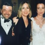 Özlem Akınözü Instagram - Çok mutlu olun🙏🏻🍾🥂💍👰🏻🤵🏻 @evrenkarabyk #evrengunaywedding @ggünaydın
