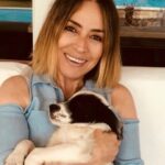 Özlem Akınözü Instagram - Archi...Ailemizin yeni üyesi,hoş geldin meleğim🙏🏻😇sağlık mutluluk bolluk ve bereketle uzun yıllar hep bizimle ol🙏🏻Sonsuz teşekkür ve sevgilerimle @sukranovali beni archi ile buluşturduğun için🙏🏻❤️ve tabii @hulyaduyar bu buluşmaya vesile olduğun için❤️