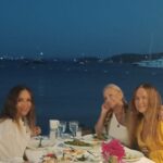 Özlem Akınözü Instagram - Can dostları olmalı insanın🙏🏻🧿♥️ Türkbükü Sahil, Bodrum