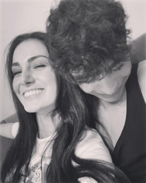 Özlem Yılmaz Instagram - Gülüşün ❤️ Ben 🥰 @grkmylmz._