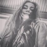 Özlem Yılmaz Instagram - “Aşk o kadar şiddetlenebilir ki, kendini yakıp tüketir. Aşık olarak başlarsınız ama dikkatli olmazsanız kendi tutkunuzun kurbanı olursunuz.” #genius #picasso