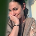 Özlem Yılmaz Instagram - 30 yıllık kazak 🙈 Anacuuumdan.. ❤️