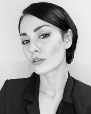Özlem Yılmaz Instagram - Öğretmenim Bööğn Canlı Ders Var Mı?