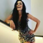 Özlem Yılmaz Instagram - Tamaaam.. Tamam! 🤚🏼 “Tost makinesi yerine keşke bi’ telefon alsaydım kendime..” biliyorum.. 🥶🥶🥶