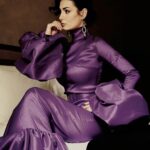 Özlem Yılmaz Instagram - 🤍💜🖤 Production & Styled by @asliiplikcioglu Photo by @mertceylanphotography Make up & Hair by @mesutozuzun @akademiroyalnisantasi @zeynephalitogullari Location @gezihotelbosphorus
