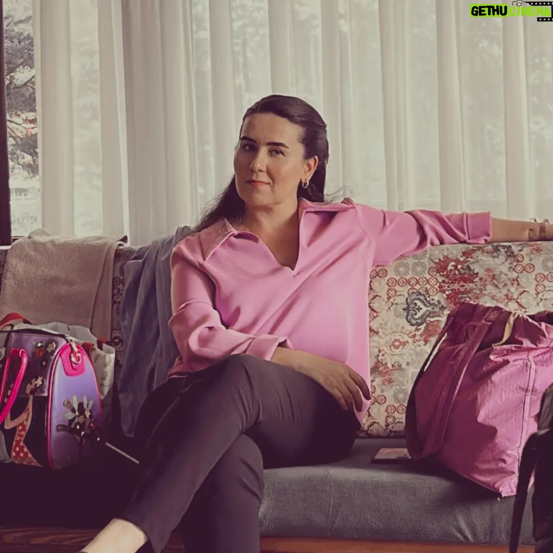 Ümmü Putgül - 739 Likes - @handeelaman a hep böyle bakarım ❤️