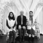 Ümmü Putgül Instagram - #turkbakkali kısa filmi sürprizlerle dolu oldu. Güzel senaryosu,ekibi,nezaketi ve yönetimiyle @ekremaydin__ la çalışma tanışma fırsatı ; Yine yeni muhteşem arkadaşlar @sudeyyazici @dogukaninceli @ottomandogan kazanmak Çocuğumun babası eski beyim sevgili sanat yönetmenimle @samsakil 🤭 ilk kez bir sette birlikte çalışma şaşkınlığı ve keyfi And amazing German actress @nicolebelstlerboettcher .. Happy to meet you Happy to work with you 🤍 @emrahsakallioglu2 gerilla ruhu ve diğer sevgili ekip 🌼 Yine sevdiğim bir karakter sevgili "Firdevs" 💓 23-24.03.2022 🌼