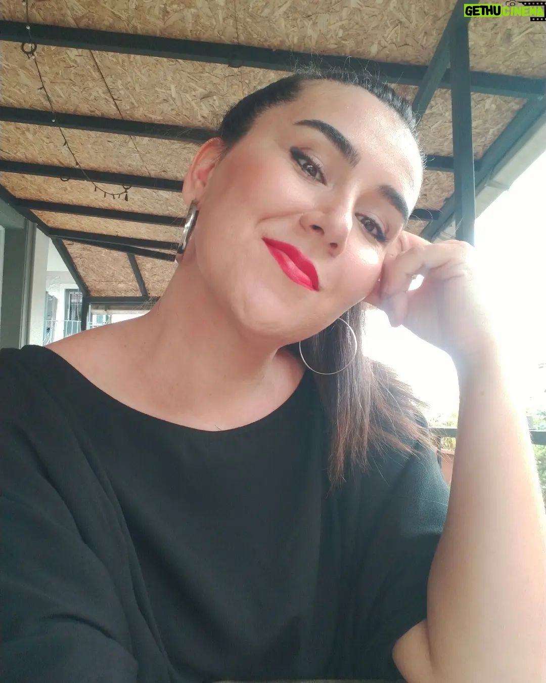 Ümmü Putgül - 1.2K Likes - Hadi iltifat 😁🌟🤩