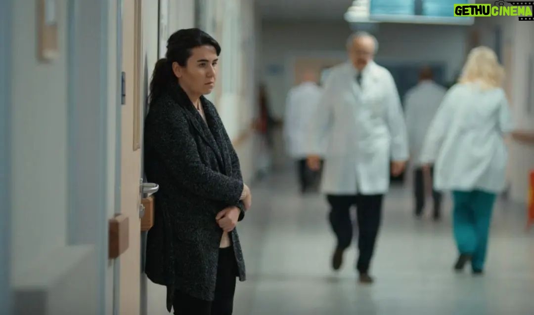 Ümmü Putgül - 762 Likes - Kısa ve öz olsun dedik..
"Gül" & Hayat Bugün dizi & Show TV @safakbinaytalentagent