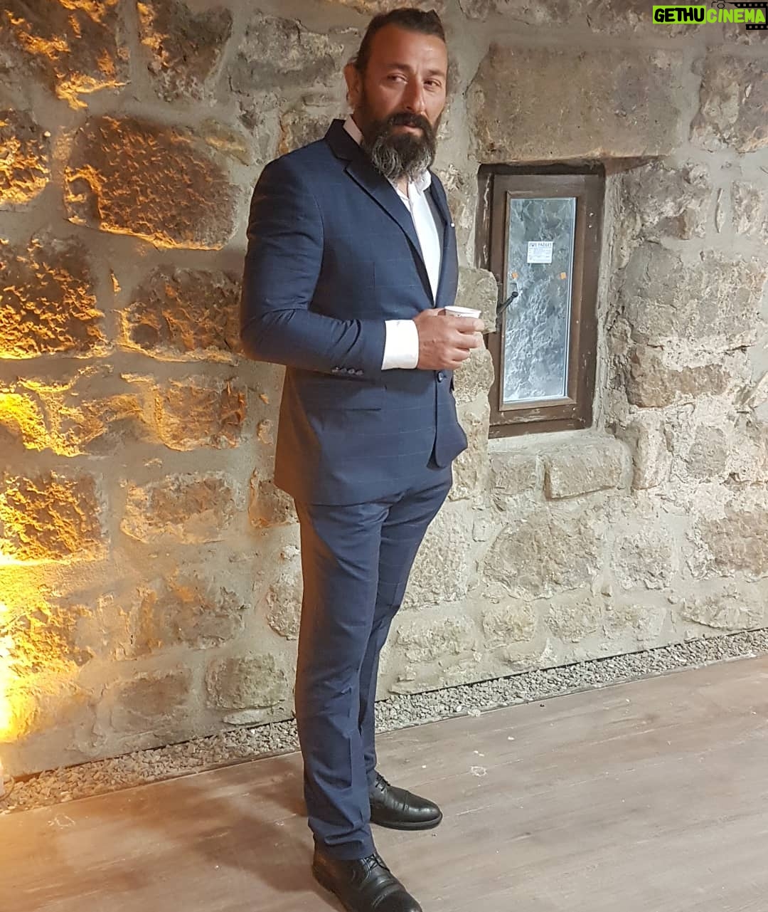 Şendoğan Öksüz - 1.2K Likes -