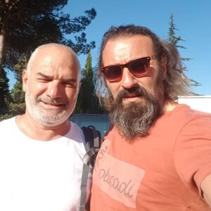 Şendoğan Öksüz Instagram - İstanbuldan abim gelmiş burda bir bayram havası 😊🤗