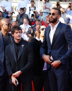 César Domboy Instagram - Astéroïde city premiere 🛸 @festivaldecannes thank you for inviting me ✨ and my best friend hehe And many thanks to @fredjewelry @giorgioarmani @diorbeauty @persol Cannes Film Festival