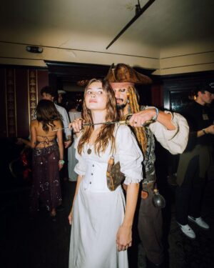 Cameron Dallas Instagram - *Captain Jack Sparrow & Elizabeth Swan ; Happy Halloween 🏴‍☠️