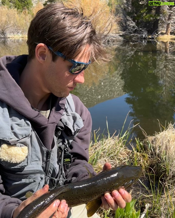Cameron Dallas Instagram - Camping w the pops, catch n release ⛺️🎣 @troutmind @dandallas5701