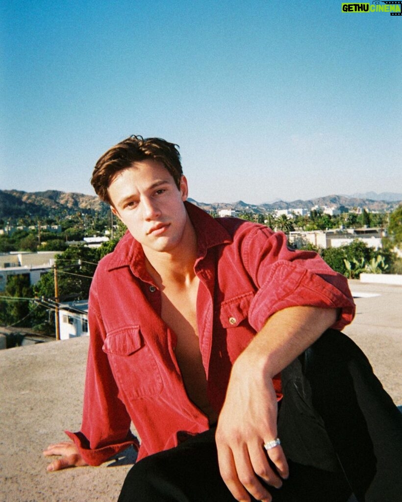 Cameron Dallas Instagram - I live on rooftops