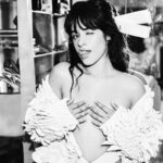 Camila Cabello Instagram - @ellenvonunwerth is a baddie and brings the baddie out of everyone. 🎀 my issue of @ellenvonunwerthvon is out now. thank you Ellen 🫶🏽