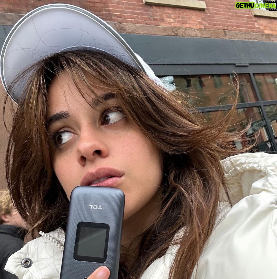 Camila Cabello - 1.8 Million Likes - I’m team flip phone revolution . Maybe I can write the theme song guys 💪💪💪💪