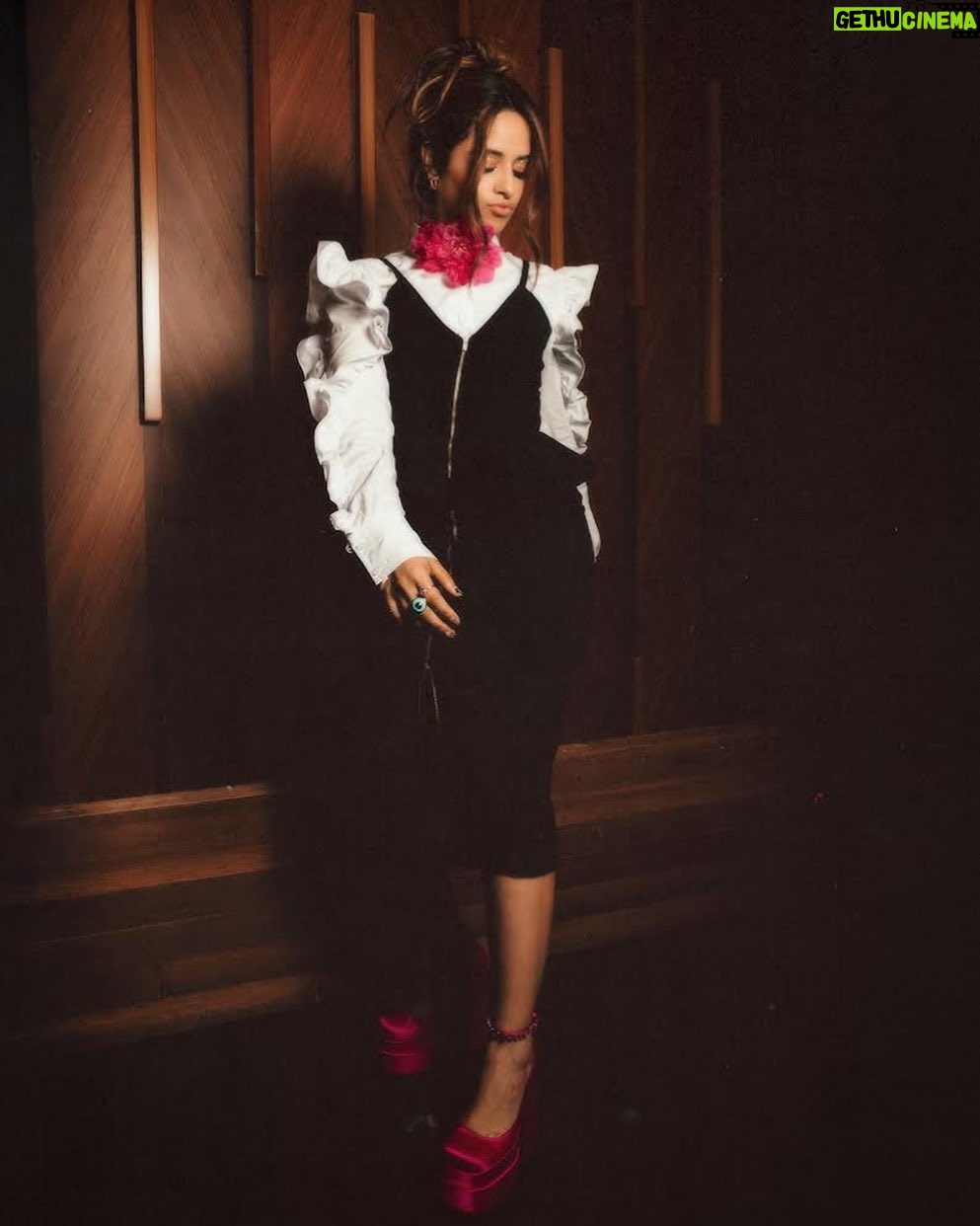 Camila Cabello Instagram - the battle continues tn on #TheVoice at 8p EST on @NBC 💥
