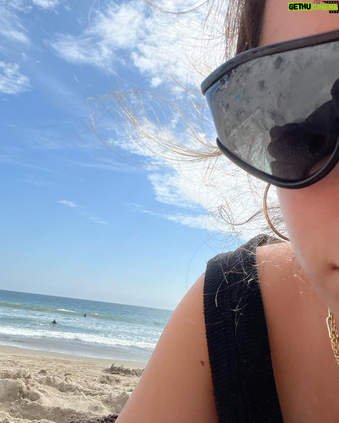 Camila Cabello Instagram - yes I did swim w sea lions this weekend and yes i do feel like they gravitated towards me and yes I do feel like animals can hear my thoughts #spotlighteffect