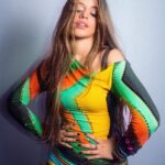 Camila Cabello Instagram - yo había apagado el corazón pero cuando a ti te vio solito decidió prenderse 🚑🫀