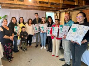 Camila Flores Instagram - ✅ En terreno con los vecinos del comité  Volver a empezar de #Olmue 
Junto a nuestro #CORE Percy Marin y nuestro alcalde Jorge Jil estuvimos celebrando la alegría de los vecinos del comité de pavimentación volver a empezar del sector Lo Narváez de Olmue por la aprobación de los más de 1100 millones de pesos para pavimentar las calles Serafín Pinto y Pablo Neruda, esto con fondos del Gobierno Regional 
Este proyecto contempla muros de contención y el ensanchamiento de calles, lo que le cambiará la calidad de vida a nuestros queridos vecinos 
Felices como equipo de poder decir #MisionCumplida