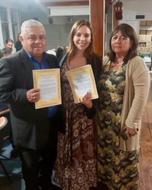 Camila Flores Instagram - ✅ Cena de navidad con el Consejo de Pastores de #Quintero 
Junto a nuestro CORE Percy Marin compartimos una significativa cena de navidad con el Consejo de Pastores Evangélicos de Quintero, fue una hermosa instancia de recogimiento y fe 
Agradezco especialmente a Maritza Verdejo por organizar esta linda actividad 
Firmes y adelante