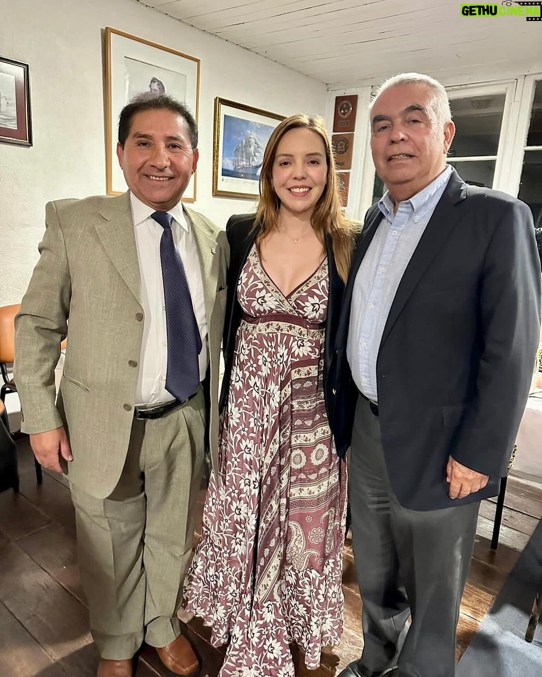 Camila Flores - 622 Likes - ✅ Cena de navidad con el Consejo de Pastores de #Quintero
Junto a nuestro CORE Percy Marin compartimos una significativa cena de navidad con el Consejo de Pastores Evangélicos de Quintero, fue una hermosa instancia de recogimiento y fe
Agradezco especialmente a Maritza Verdejo por organizar esta linda actividad
Firmes y adelante
