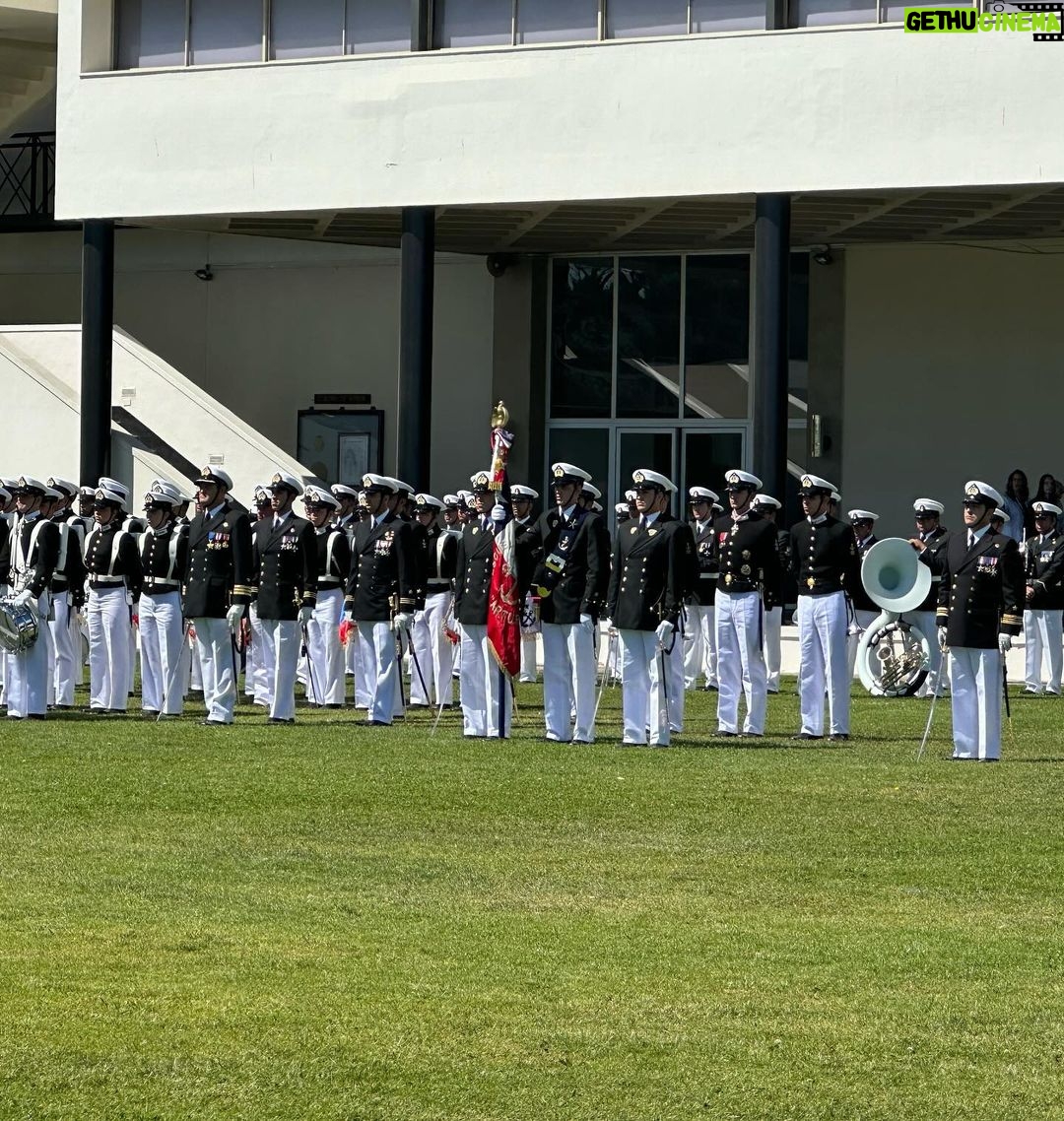 Camila Flores - 1.5K Likes - ✅ En ceremonia de investidura de oficiales año 2023 de la Escuela Naval
Con mucho orgullo acompañé a los nuevos oficiales que hoy juraron en la Escuela Naval, en una hermosa, emotiva y patriota ceremonia
Llena de orgullo ver a esos hombres y mujeres que juran rendir la vida si es necesario por la defensa de la patria
Para ellos y sus familias mis felicitaciones 🇨🇱
