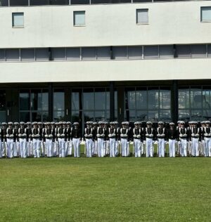 Camila Flores Instagram - ✅ En ceremonia de investidura de oficiales año 2023 de la Escuela Naval 
Con mucho orgullo acompañé a los nuevos oficiales que hoy juraron en la Escuela Naval, en una hermosa, emotiva y patriota ceremonia 
Llena de orgullo ver a esos hombres y mujeres que juran rendir la vida si es necesario por la defensa de la patria 
Para ellos y sus familias mis felicitaciones 🇨🇱