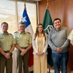 Camila Flores Instagram - ✅ Más seguridad para #Hijuelas Junto a Rafael Pacheco Solis nos reunimos con el Jefe de Zona de Carabineros General Jofre, para abordar la necesidad de tener una nueva comisaría para la comuna Nos fue muy bien puesto que se trabajará en contar con una nueva Tenencia, lo que permitirá además contar con más funcionarios de Carabineros Por otro lado se realizarán trabajos para mejorar el retén de carretera, ya que los funcionarios del retén hacen un trabajo fundamental y estratégico Agradecemos a nuestros Carabineros por la entrega y profesionalismo Nosotros haremos todo lo necesario para apoyarlos siempre